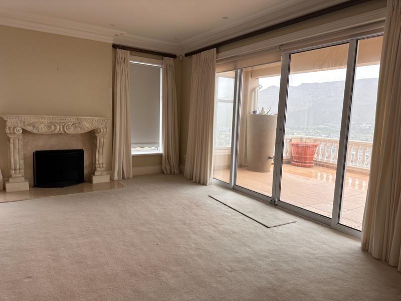 To Let 4 Bedroom Property for Rent in Fish Hoek Western Cape